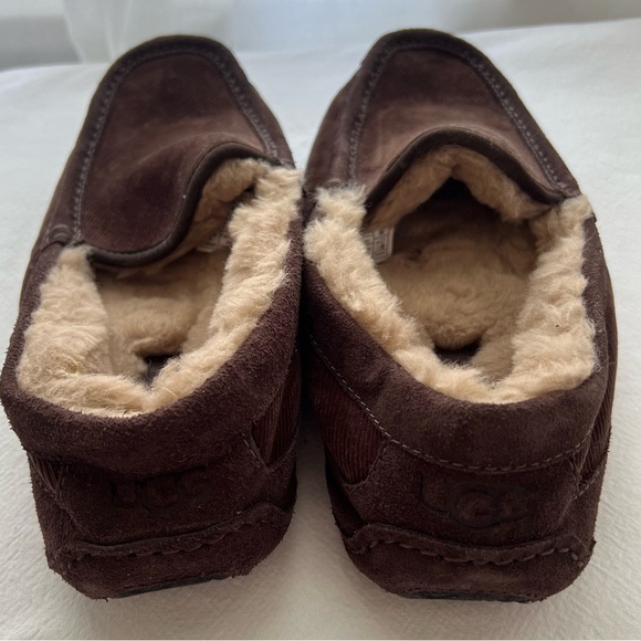 New Ugg Ascot Men’s Slipper in Brown Size 8 - Picture 2 of 7